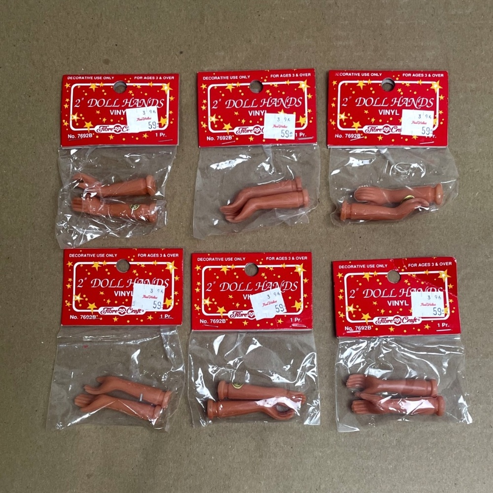 FIBRE CRAFT 2" DOLL HANDS VINTAGE LOT OF 6 NOS